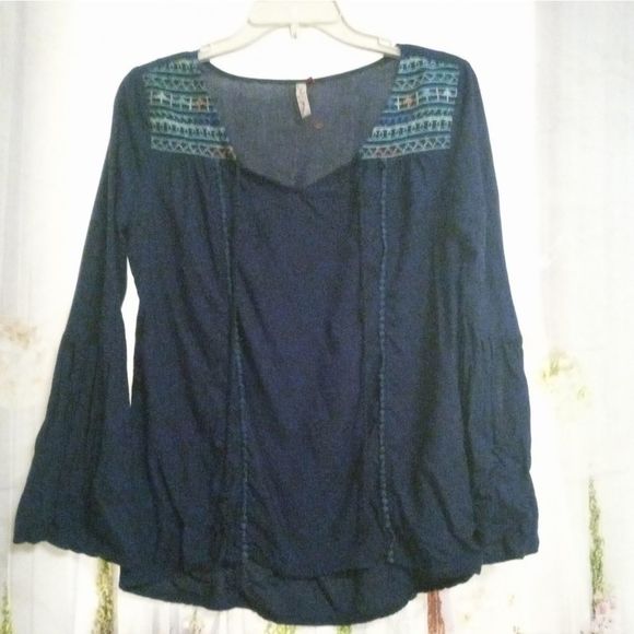 Red Camel Boho Embroidered Top - Picture 3 of 10